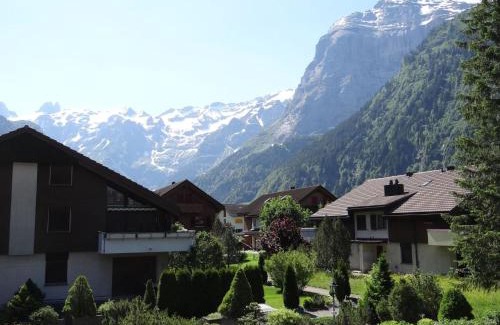 Engelberg Appartement | Apartment Chalet Bergblick by Interhome