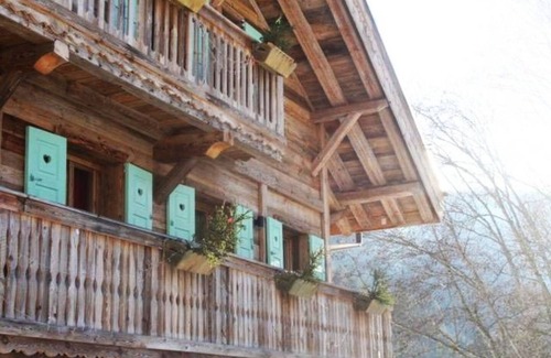 Abondance Appartement | Apartment 'Chalet Cépage - 14 Pers' with Mountain View, Private Terrace and Wi-Fi
