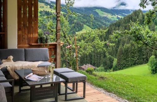 Auffach Appartement | Apartment Chalet Edelweiß by Interhome