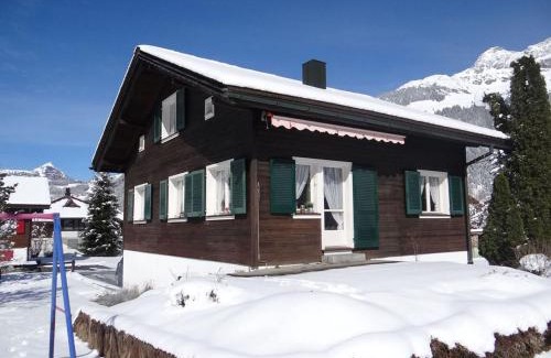 Engelberg Appartement | Apartment Chalet Fluegärtli by Interhome