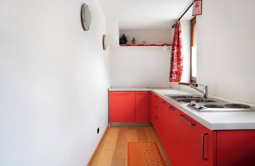 Acceglio Appartement | Apartment 'Chalet Provenzale Trilocale' with Shared Garden and Wi-Fi