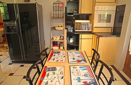 Juvinas Appartement | Apartment 'Chataigniers' with Mountain View, Private Pool and Wi-Fi