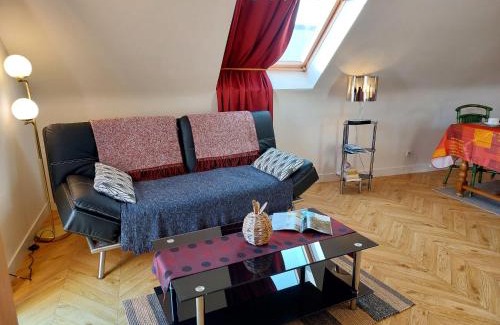 Plougonvelin Appartement | Apartment Chez Cathy by Interhome