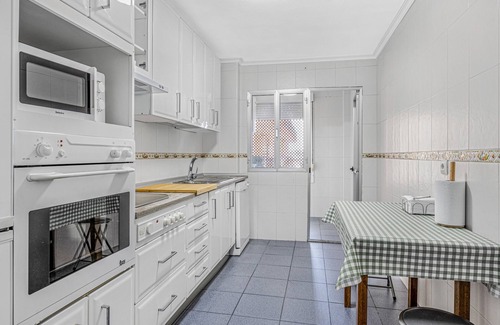 Chipiona Appartement | Appartement 'Chipiona Centro Y Playa' avec terrasse privée, balcon et Wi-Fi