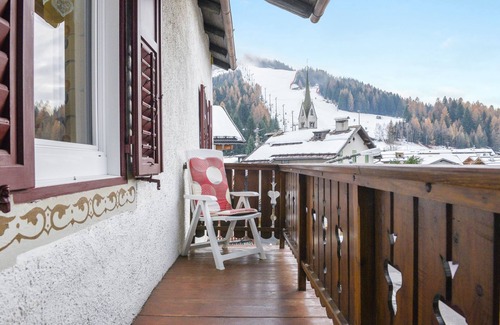 San Giovanni di Fassa Appartement | Appartement 'Ciasa Micelin - Clara' avec vue sur la montagne, jardin partagé et Wi-Fi