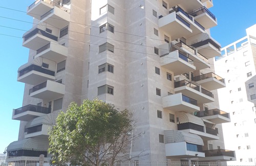 Ashdod Appartement | Apartamento cerca del puerto deportivo y centro comercial