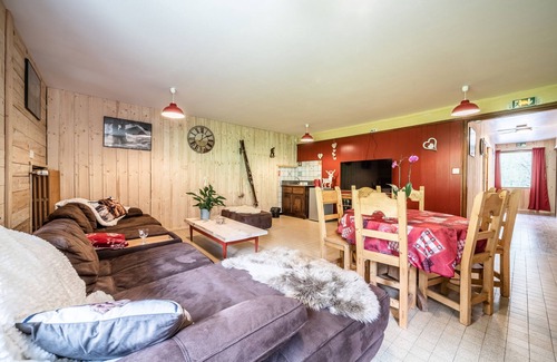 Abondance Appartement | Appartement 'Coeur De Charmy' pour 10 personnes, avec vue sur Montagnes et SPA bien-être