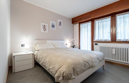Alba Appartement | Apartment Condominio Giulia by Interhome