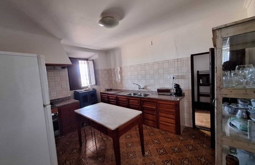 Chiclana de Segura Appartement | Appartement 'Cortijo La Teja' avec vue sur les montagnes, Wi-Fi et climatisation