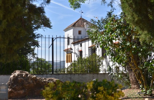 Chiclana de Segura Appartement | Appartement 'Cortijo La Teja' avec vue sur les montagnes, Wi-Fi et climatisation