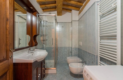 Cagli Appartement | Apartment Corallo 8 - Trois Chambres Appartement, Couchages 8