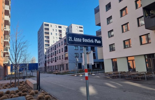 Floridsdorf Appartement | Apartment 'Das Schöne Wien' with Balcony, Wi-Fi and Air Conditioning