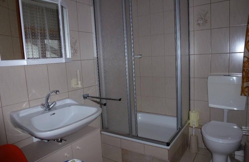 Bayerisch Eisenstein Appartement | Apartment with shared balcony and WLAN