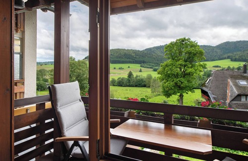 Bernau Appartement | Appartement 'Ferienwohnung Birke' avec vue sur les montagnes, balcon et Wi-Fi