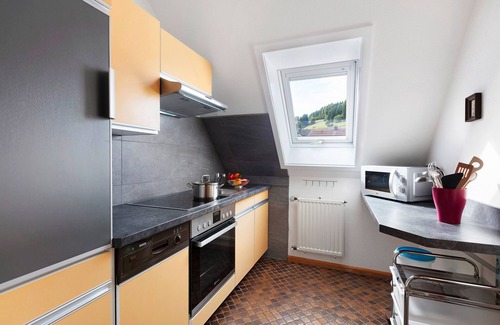 Weirle Appartement | Apartment 'Arnika' with Mountain View, Shared Garden and Wi-Fi