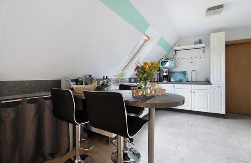 Hollingstedt Appartement | Appartement 'De Lütte Moehl' avec étang de baignade naturel et terrasse partagée