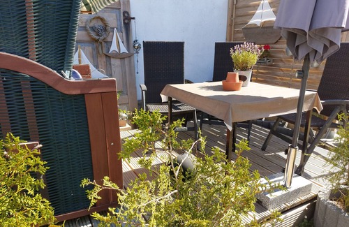 Reinberg Appartement | Apartment 'Ferienhaus Pomerania Möwennest' with Private Terrace, Wi-Fi and Air Conditioning