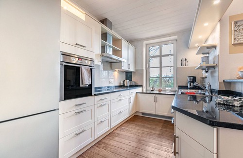 Cecilienkoog Appartement | Apartment 'Denkerhof Auszeit' with Shared Garden and Wi-Fi