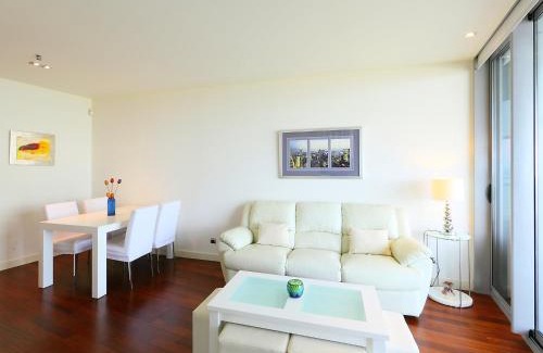 Diagonal Mar i el Front Maritim del Poblenou Appartement | Apartment Diagonal Mar by Interhome