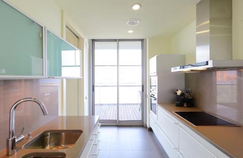 Diagonal Mar i el Front Maritim del Poblenou Appartement | Apartment Diagonal Mar by Interhome