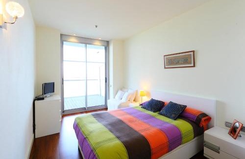 Diagonal Mar i el Front Maritim del Poblenou Appartement | Apartment Diagonal Mar by Interhome