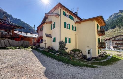 Canazei Appartement | Apartment Dolavilla