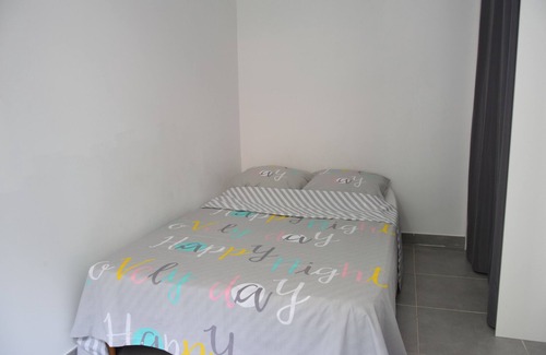 Le Ray Appartement | Bas de villa niçoise au calme Nice Nord proche tramway