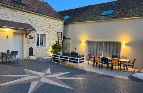 Petit Moisenay Appartement | Apartment 'Duplex' with Shared Terrace and Wi-Fi