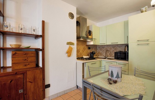 Aosta Appartement | Apartment 'Emilius' with Mountain View, Wi-Fi and Air Conditioning