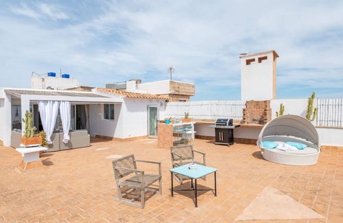 Colonia Sant Jordi Appartement | Appartement "Beachfront Penthouse" avec vue sur la mer, Wi-Fi et climatisation