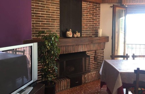 El Rasillo de Cameros Appartement | Apartment 'Luar 3' with Mountain View and Wi-Fi