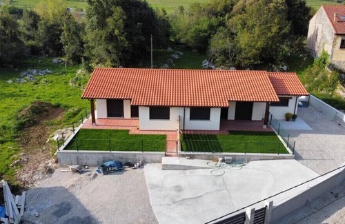 Llanes Maison | Apartment with garden near the golf course and Andrin beach