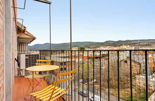 San Sadurni Appartement | Appartement "Encantador Loft" avec vue sur les montagnes, Wi-Fi et climatisation