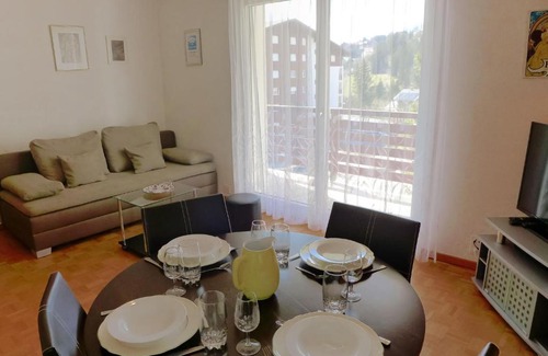 Randogne Appartement | Apartment Europa by Interhome