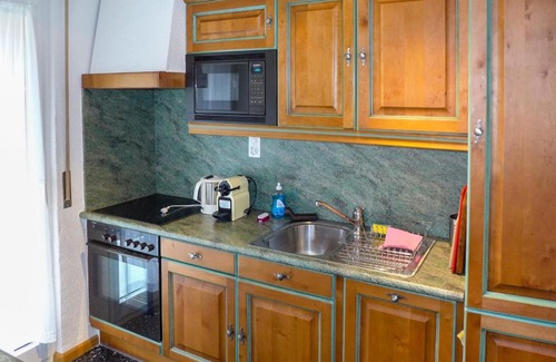 Randogne Appartement | Apartment Europa by Interhome