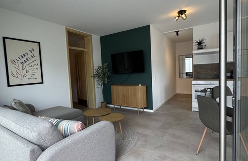 Plattenhardt Appartement | Appartement-Exécutif-Salle de bain privée séparée-Vue sur Jardin-Apartment No.1