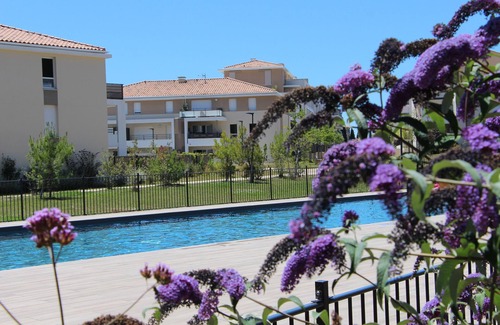 La Londe-les-Maures Appartement | Appartement pour 3 personnes à Chateau Vert avec piscine