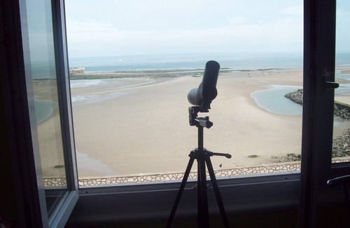 Le Portel Appartement | Apartment facing sea and beach, sleeps 4, WIFI. 3-star rating