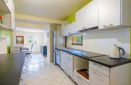Falicon Appartement | Appartement 'Falicon' avec vue sur la montagne, Wi-Fi et climatisation