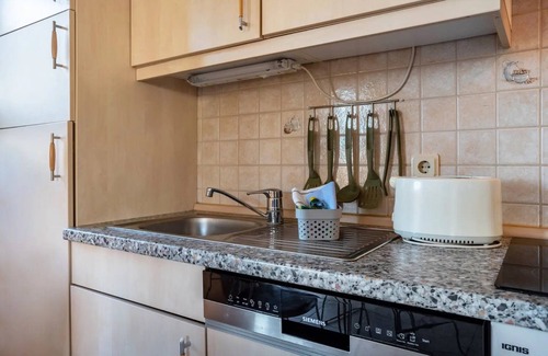 Buschvitz Appartement | Appartement "Falkenturm" avec vue sur le lac, terrasse privée et Wi-Fi