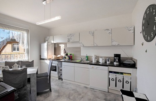 Kenz-Kustrow Appartement | Appartement "Familienfreundliche" avec jardin privé et Wi-Fi