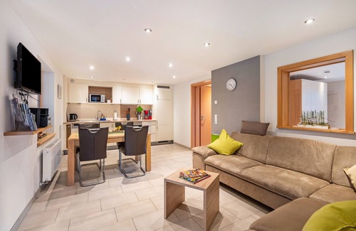 Gutach im Breisgau Appartement | Appartement 'Ferienwohnung Sonneneckle' avec terrasse partagée, jardin partagé et Wi-Fi