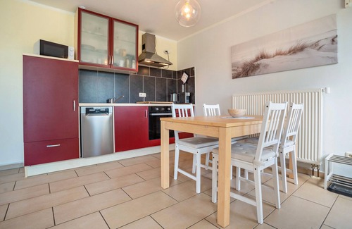 Ribnitz-Damgarten Appartement | Appartement 'Ferienwohnung Ostseezeit' avec terrasse privée, jardin partagé et Wi-Fi