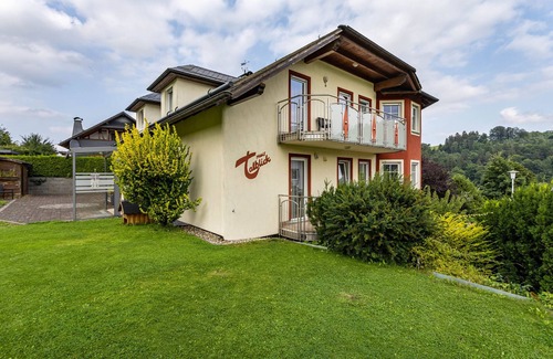 Schwalefeld Appartement | Appartement 'Ferienwohnung Typ 3' avec vue sur la montagne, terrasse partagée et Wi-Fi