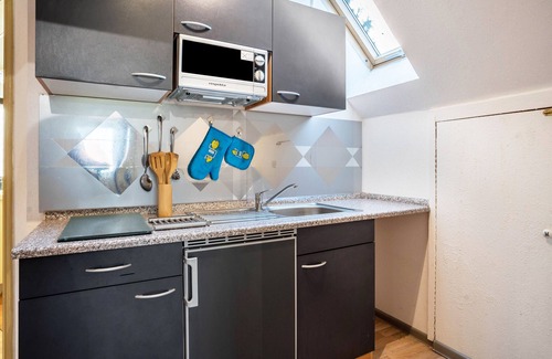 Trollenhagen Appartement | Appartement 'Ferienwohnung Über 2 Etagen' avec jardin privé, balcon et Wi-Fi