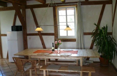 Salem Appartement | Apartment 'Ferienwohnung Bretterschlupf' with Shared Garden, Balcony and Wi-Fi