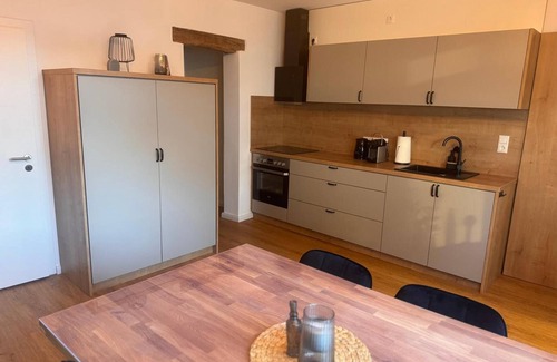 Detern Appartement | Appartement 'Ferienwohnung Liese' avec terrasse privée, jardin privé et Wi-Fi