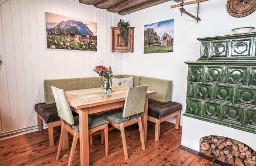 Oeblarn Appartement | Apartment Ferienwohnung Gartenblick by Interhome