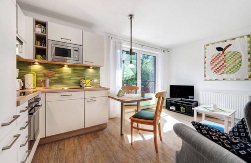 Deinste Appartement | Appartement 'Fewo Birkenallee - Apfel' avec terrasse privée, jardin privé et Wi-Fi