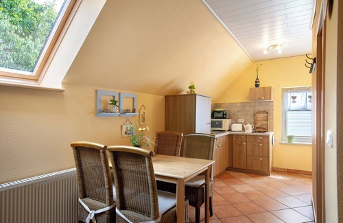 Friedrichswalde Appartement | Appartement "Fewo 1" avec terrasse privée, jardin privé et Wi-Fi
